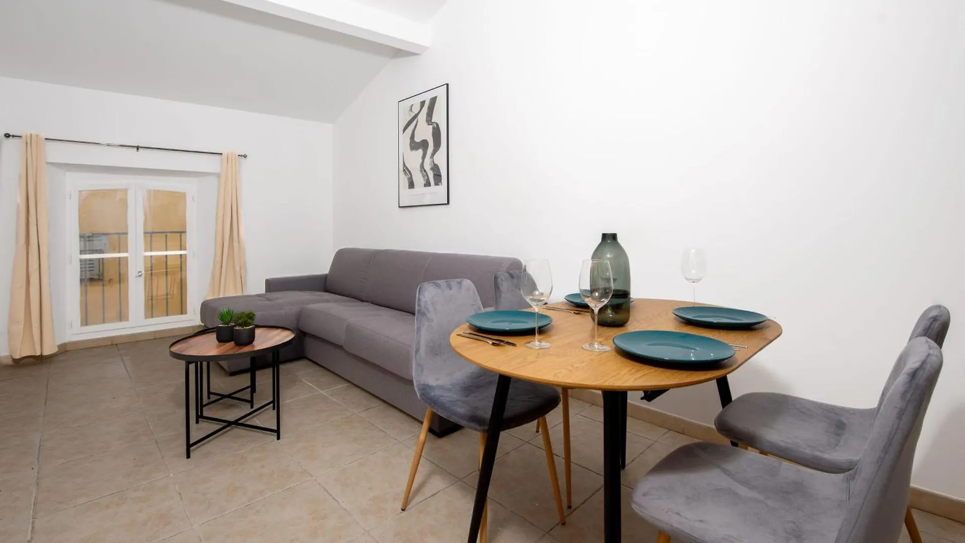 Apartment Elegance Au Coeur Du Vieil Antibes 2 Chambres Climatisation 6 Personnes